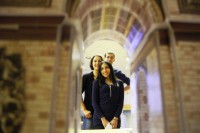 Blick durch den Arc de Triomphe