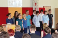 Lied vom alten Schulhof und der ersten Liebe