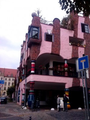 Hundertwasser-Hotel in Magdeburg