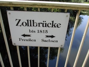 Bruch im Raum-Zeit-Kontinuum?