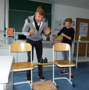 extrem behutsam