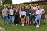 Klasse 12 & Herr Tanneberger (nebst biblischem Motiv :-) )