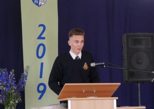 brachte Grußworte der Schüler