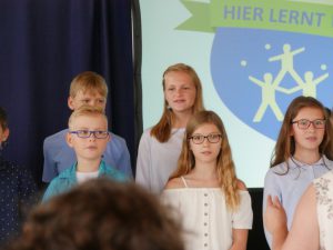 sangen ein Lied von der Freundschaft