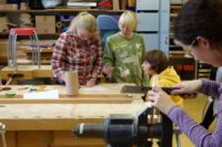 Bastel-AG - der kleine Junge hat jetzt Abi :)