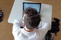 auch mit distanziertem Blick lässt es sich gut lernen