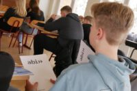 hat das Abi schon fast in der Hand ;)