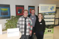 alle drei Vorstandsmitglieder des Alumnivereins