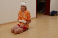 an Pflaster und Bandage besteht kein Mangel