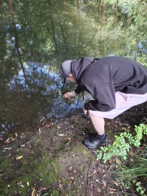 langes Wort: Wasserprobenentnahmeversuch