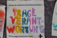 ernste, aber farbige Botschaft